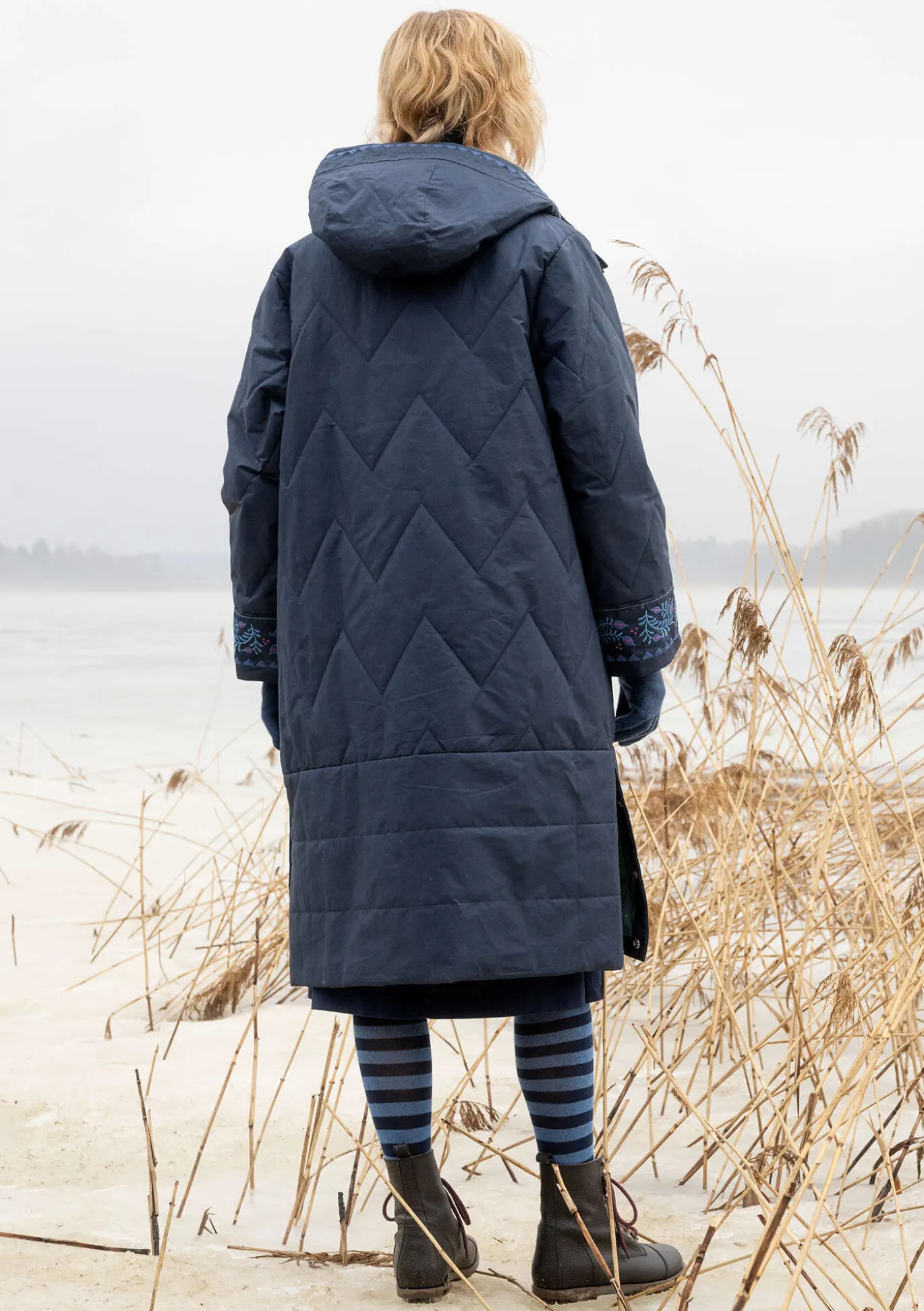 Vävd kviltad kappa "Svalbard"
